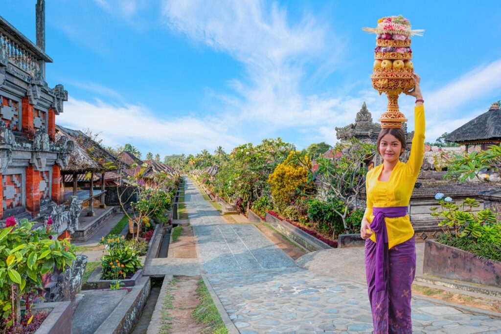 Wajib Tahu! Etika Wisatawan Saat Berkunjung ke Bali
