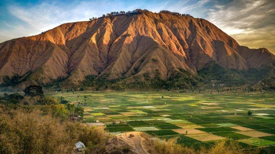 Tour Religi Seru di Sembalun: Antara Keheningan Alam dan Kedamaian Hati